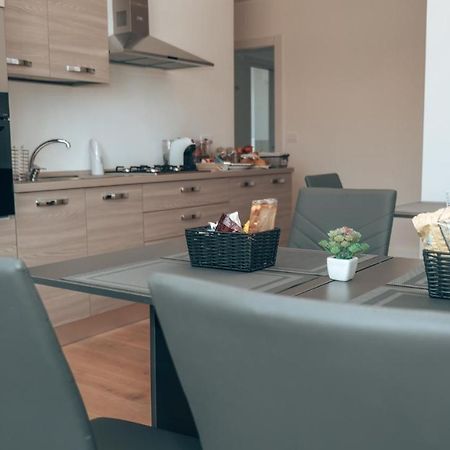 Guesthouse Aschenez 레조디칼라브리아 외부 사진